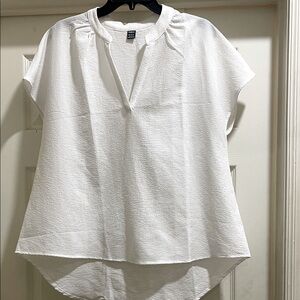 SHEIN White Textured Blouse